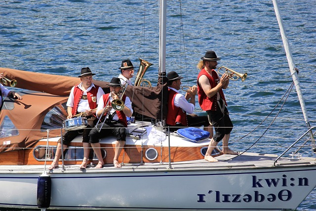 C罗平静却 C罗平静却